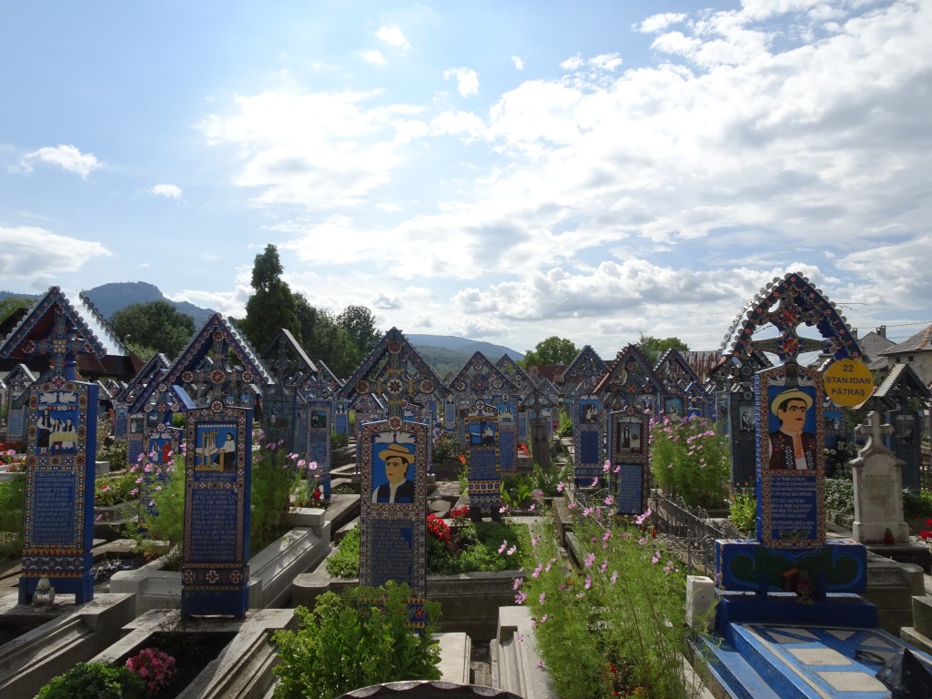 Cimetière joyeux de&nbsp;Săpânța