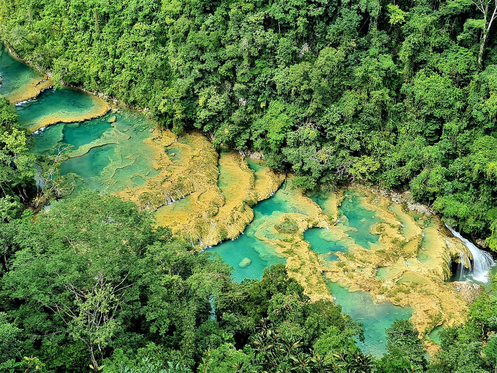 Cascades de Semuc Champey en autonomie