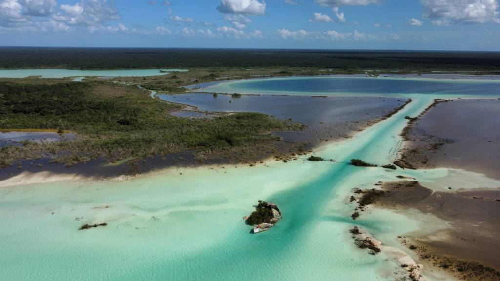 Bacalar, la lagune aux 7 nuances de&nbsp;bleu