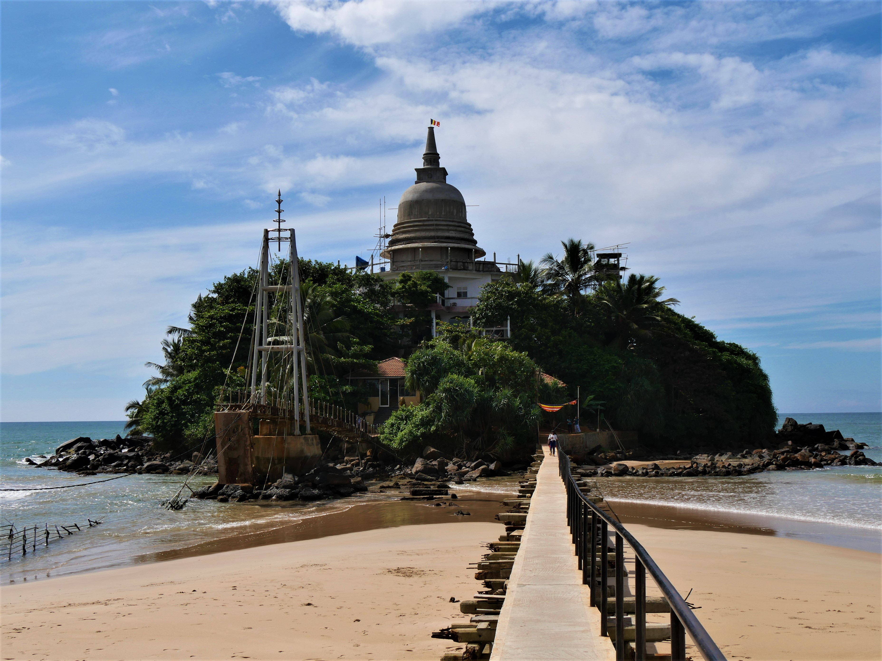 Matara et son temple flottant